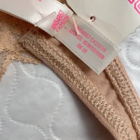 Victoria’s Secret PINK nude thong panty M - Picture 6 of 9